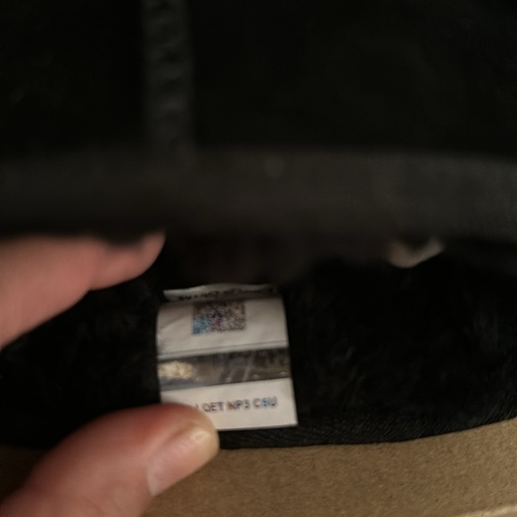 Ugg Classic ultra mini platform size 10 - Picture 6 of 6